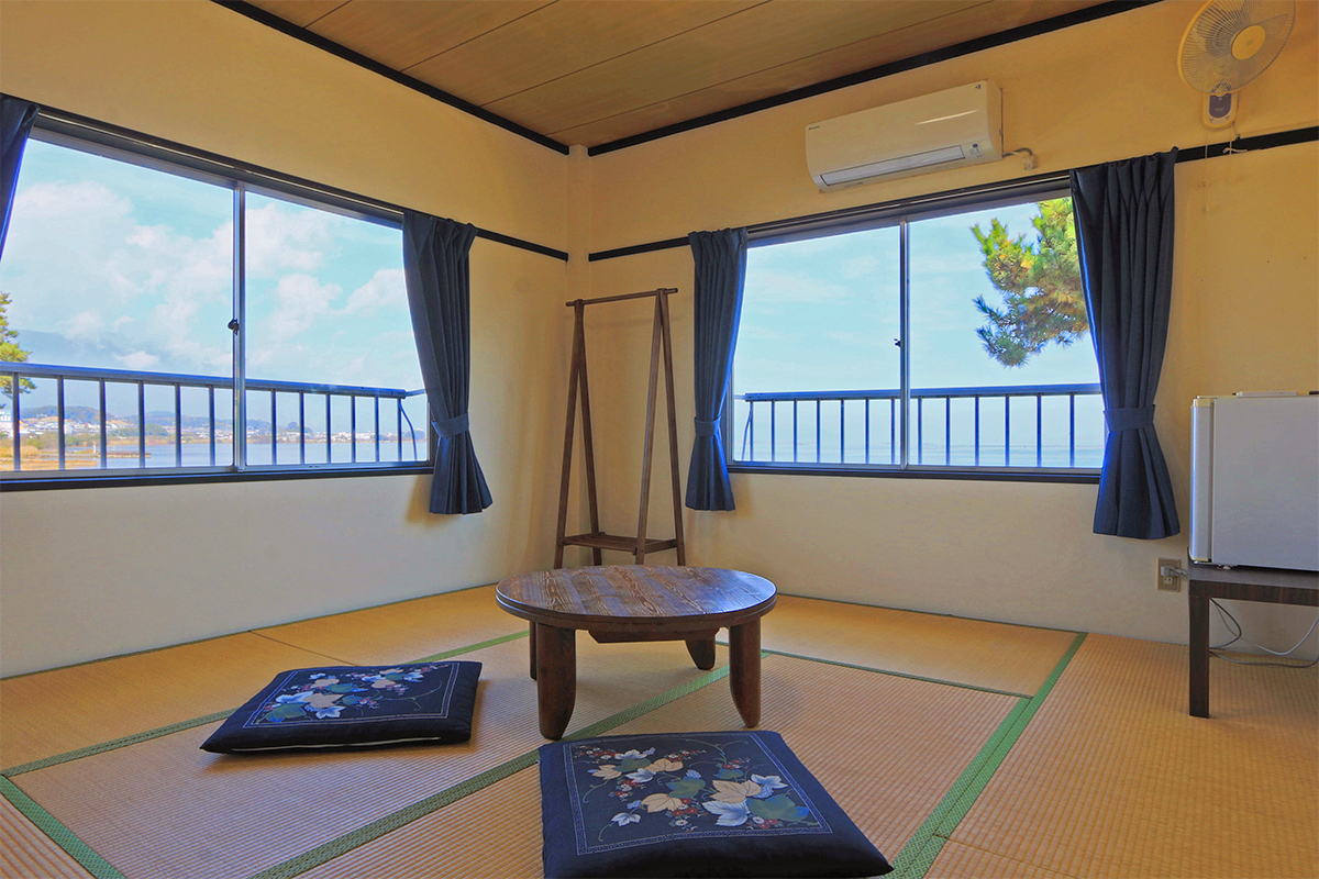 琵琶湖をゆっくりと眺める8畳和室（トイレなし）-2